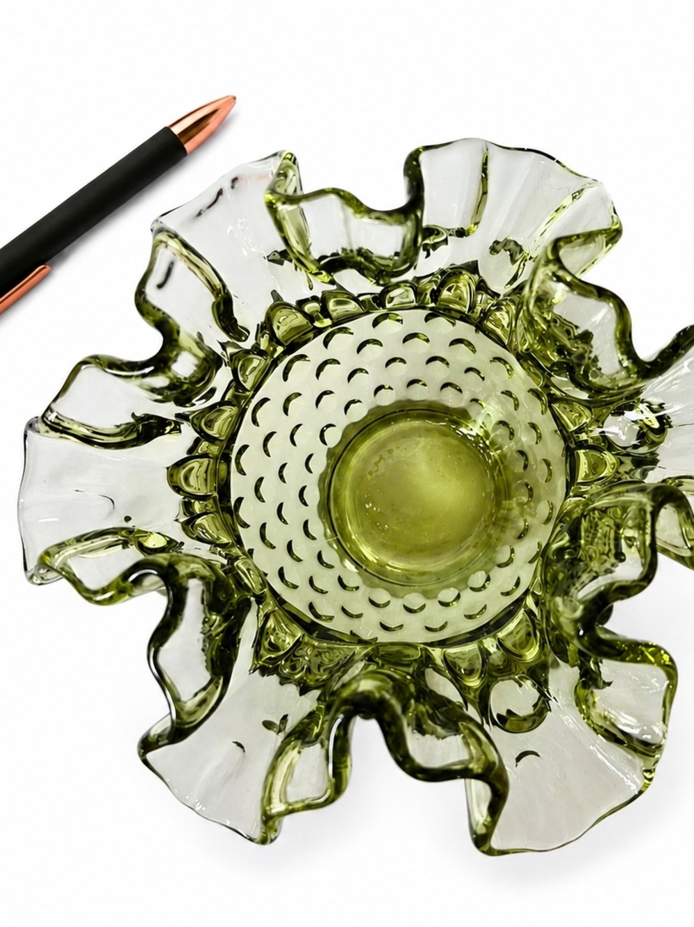 VTG Colohial Green Hobnail Glass Ruffled Vase - Decorative Home Accent - Picture 3 of 7